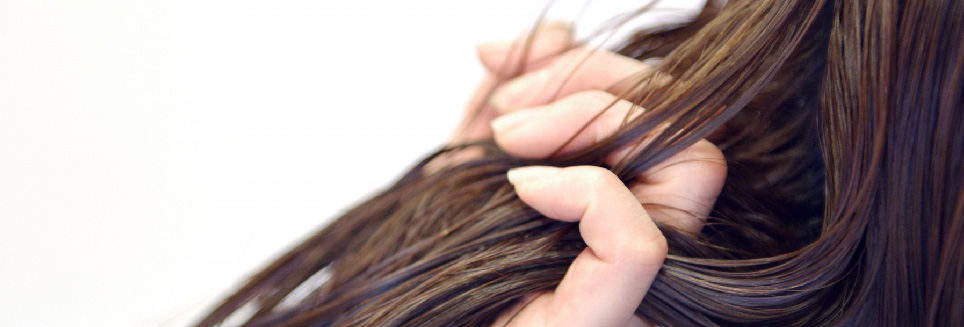 オーダーメイド髪質改善トリートメントで、理想のツヤ髪へと導きます